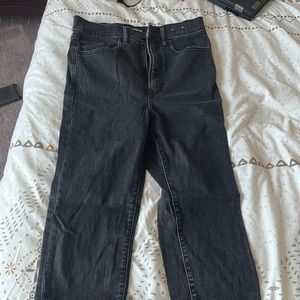 EXPRESS Women’s Black slim ankle jeans, high waisted, size 4